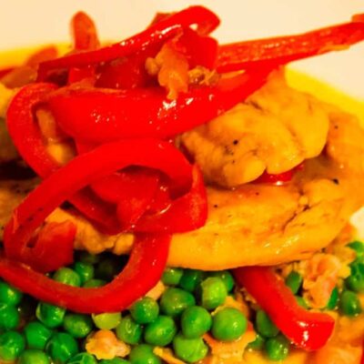 Chicken with marsala and red peppers