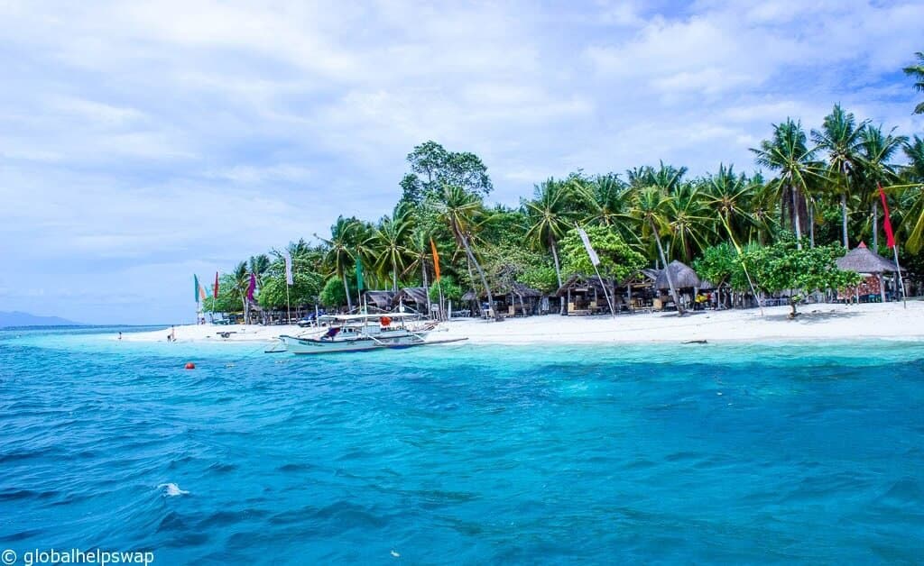 Two Paradise Islands To Entice You To Visit The Philippines