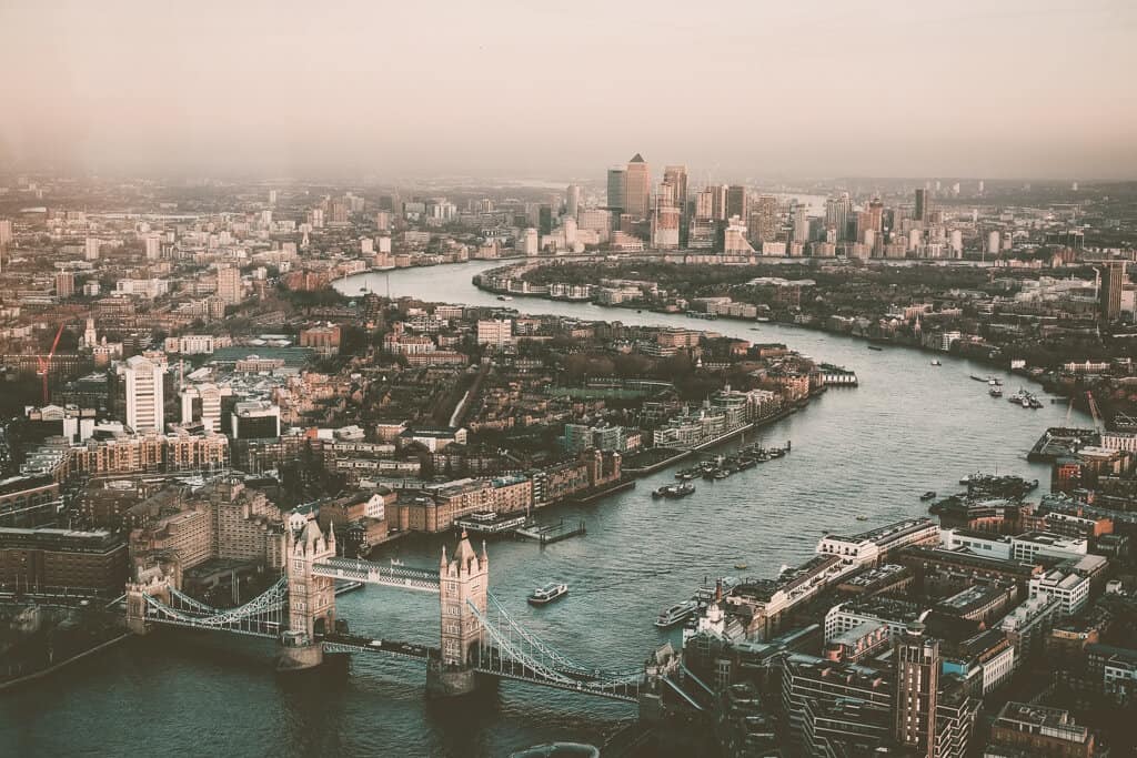 England Travel Guide